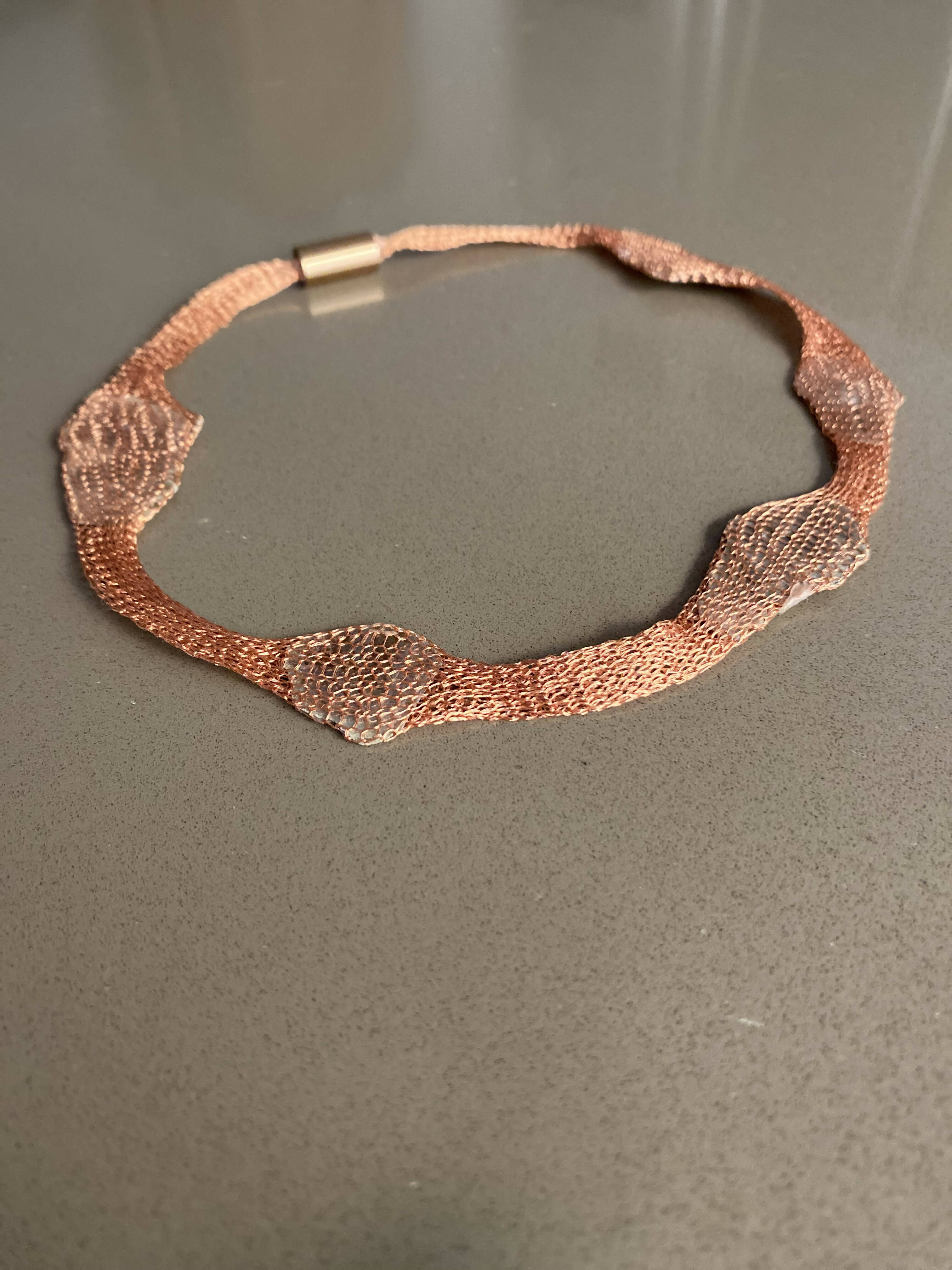 collar mica