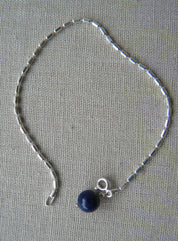 PULSERA PLATA MOSTACILLA LAPISLÁZULI