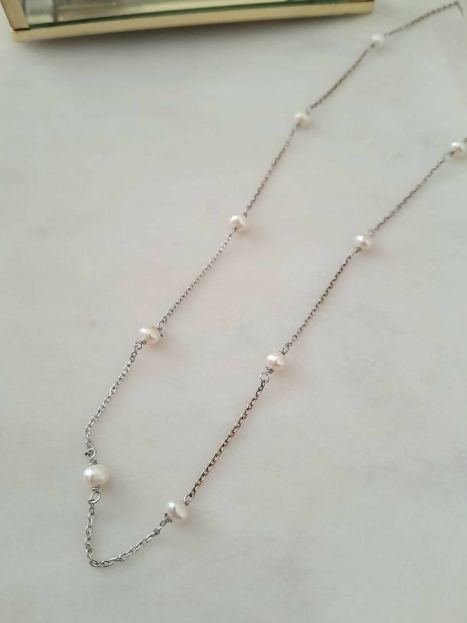 COLLAR VARIAS PERLAS