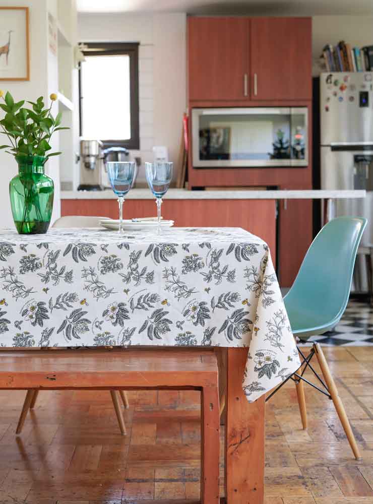 Mantel Polinización 150 x 250 cm