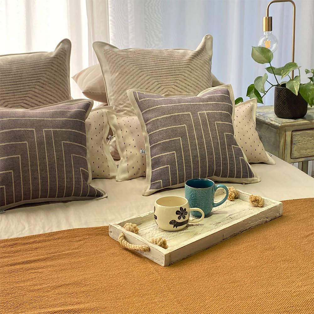 Cojín Traza 2 - 45 x 45