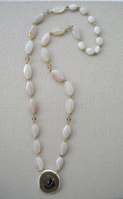 COLLAR LARGO ÁGATAS BLANCAS Y HUMO