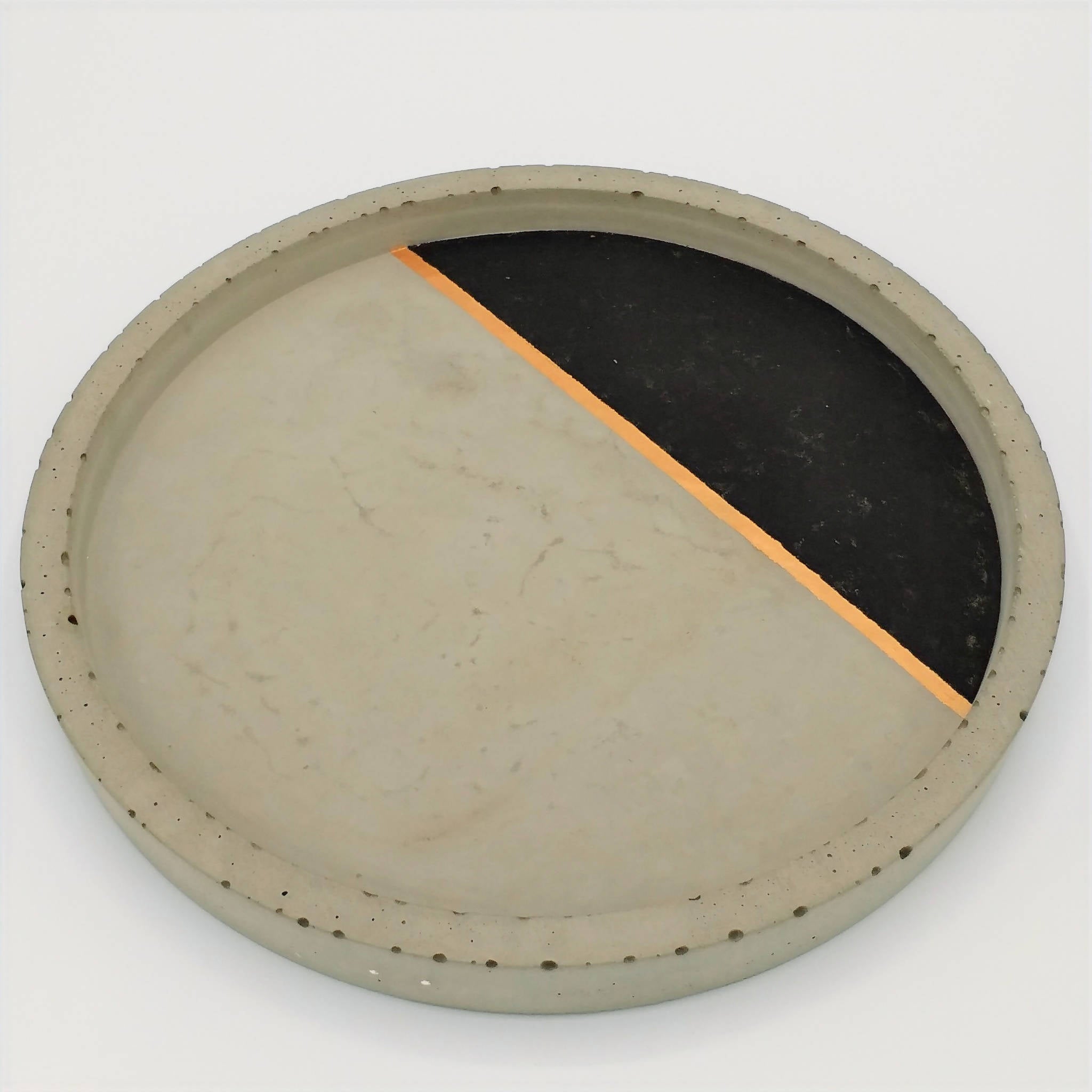 BANDEJA DECORATIVA DE HORMIGON, COLECCIÓN BRANN