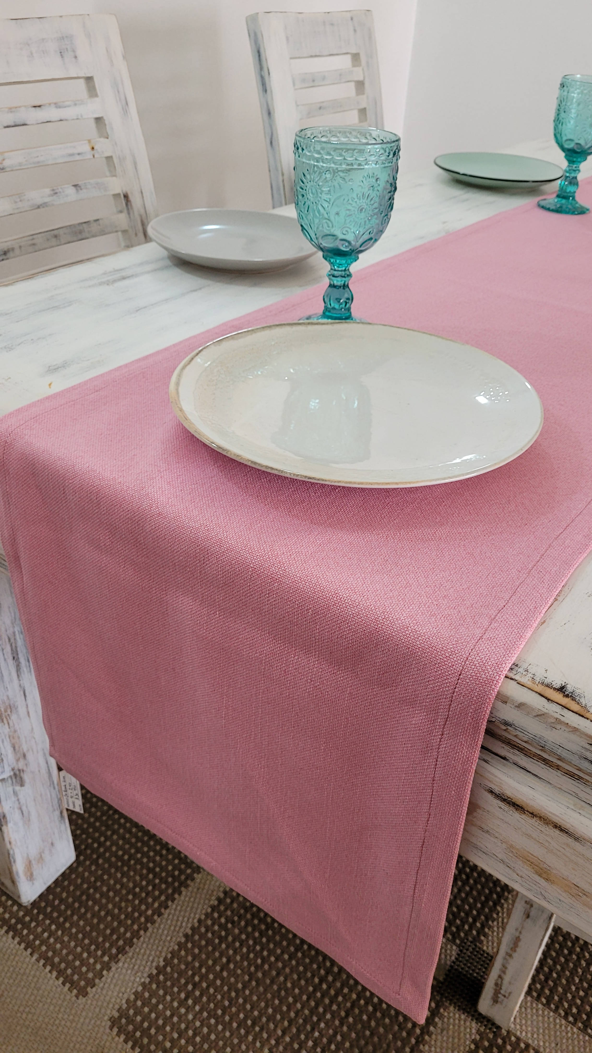 Camino de mesa de lino tono rosado pastel