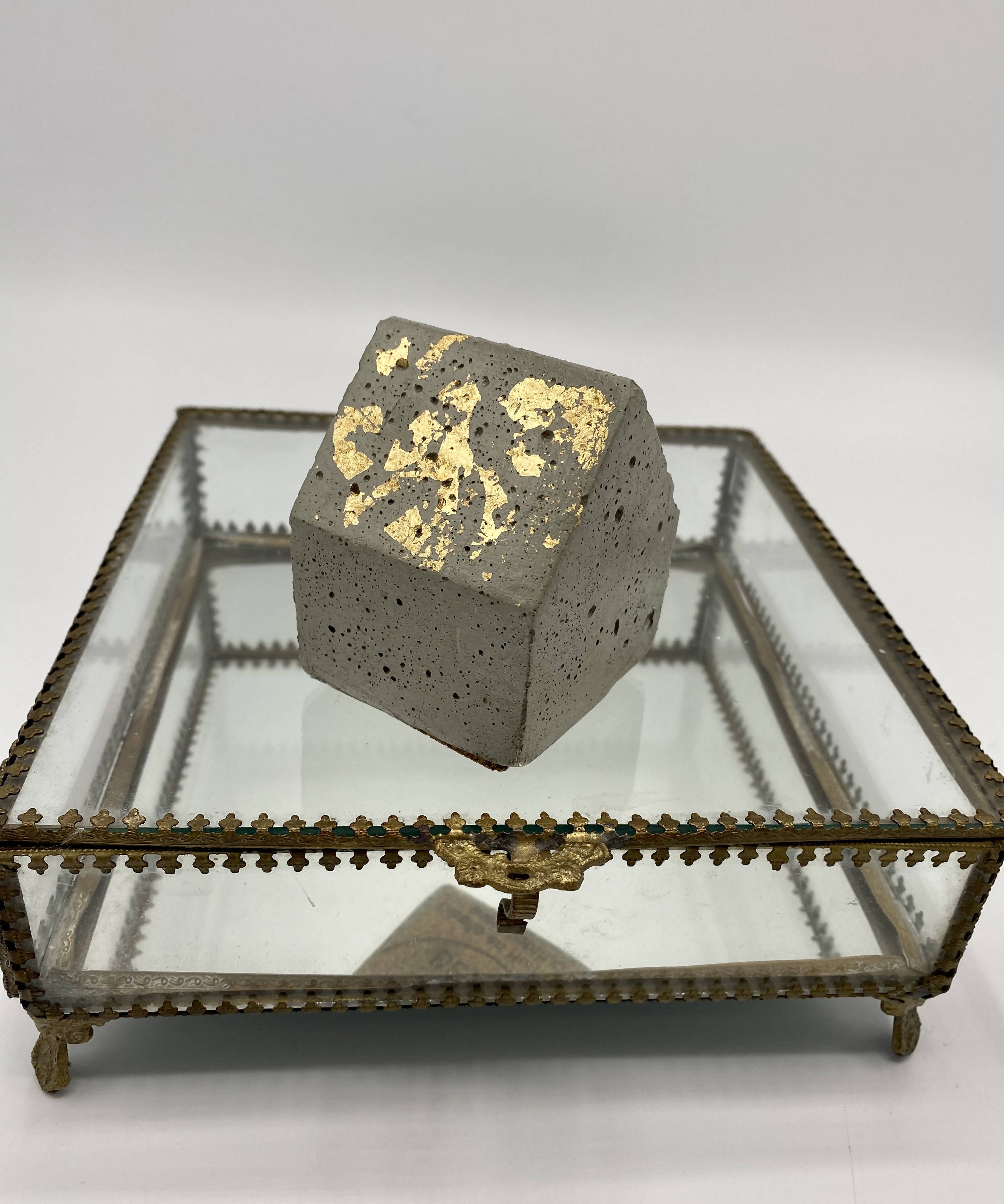 CASITA HEM DE HORMIGÓN LÁMINA