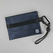 HANDKNOT Sobre / Azul Metálico / Negro