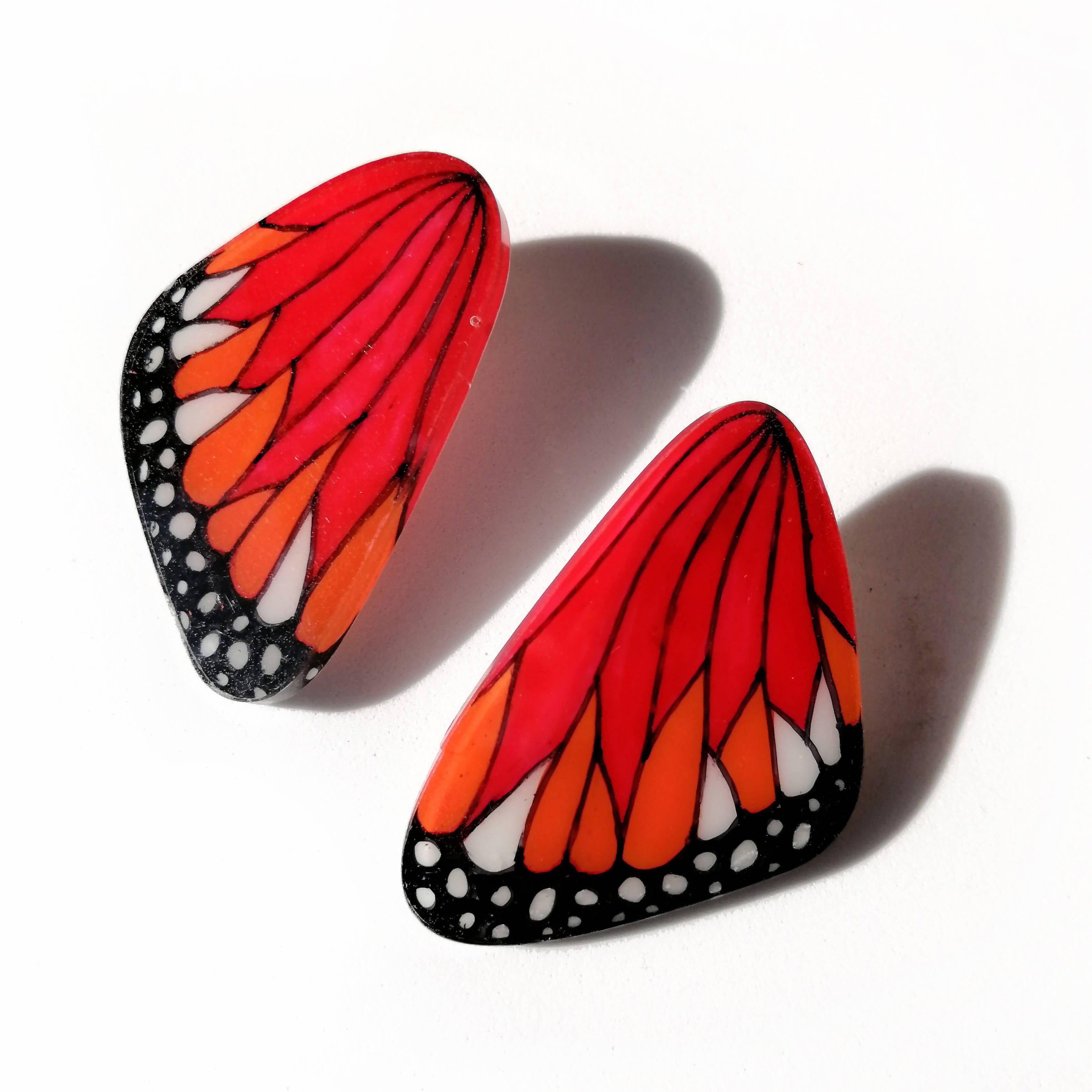 Aros Ala Mariposa Monarca con Pin Plata