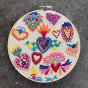 Kit de bordado corazones detente