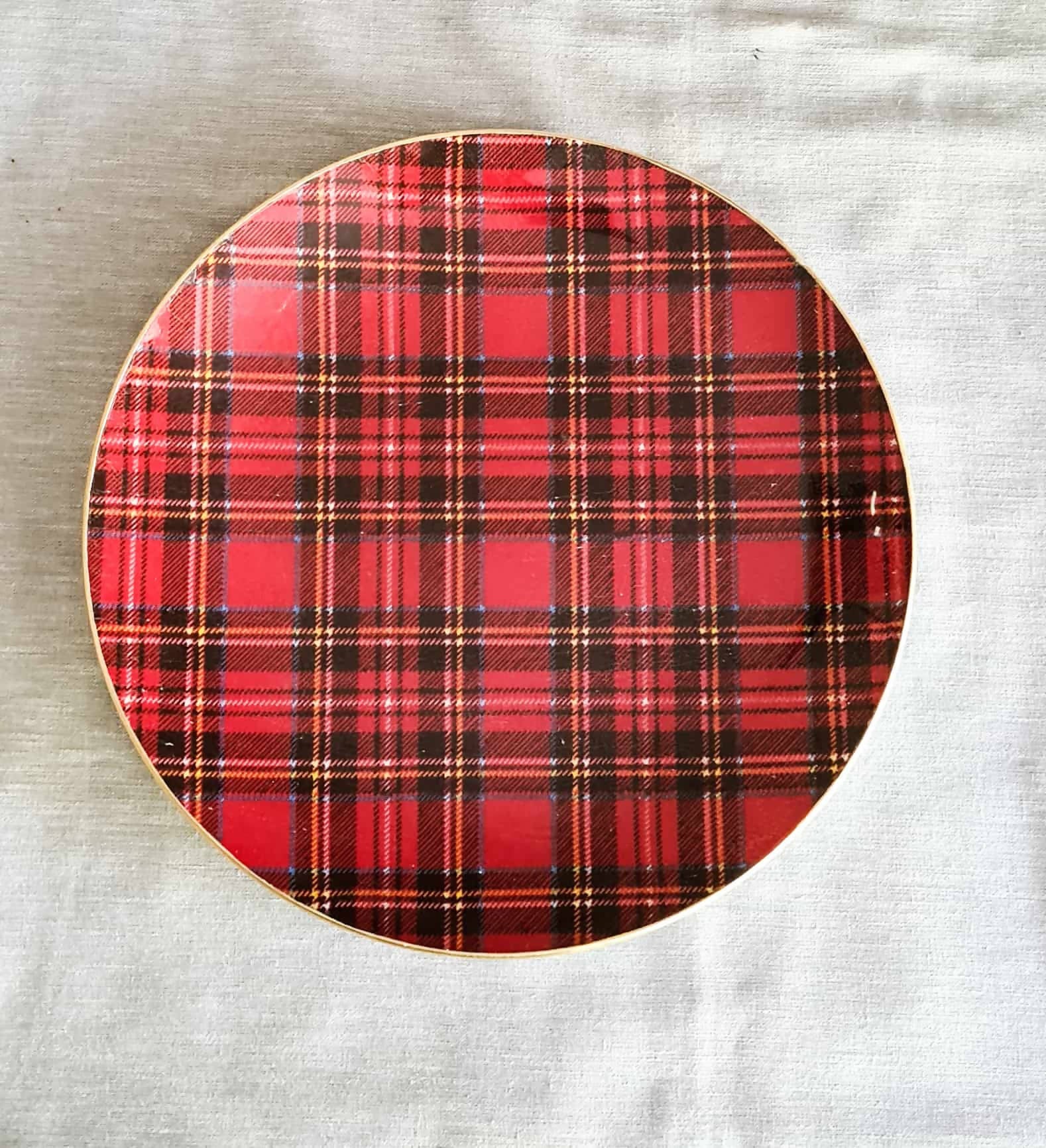 NAVIDAD Plato 30 cm escocés redondo